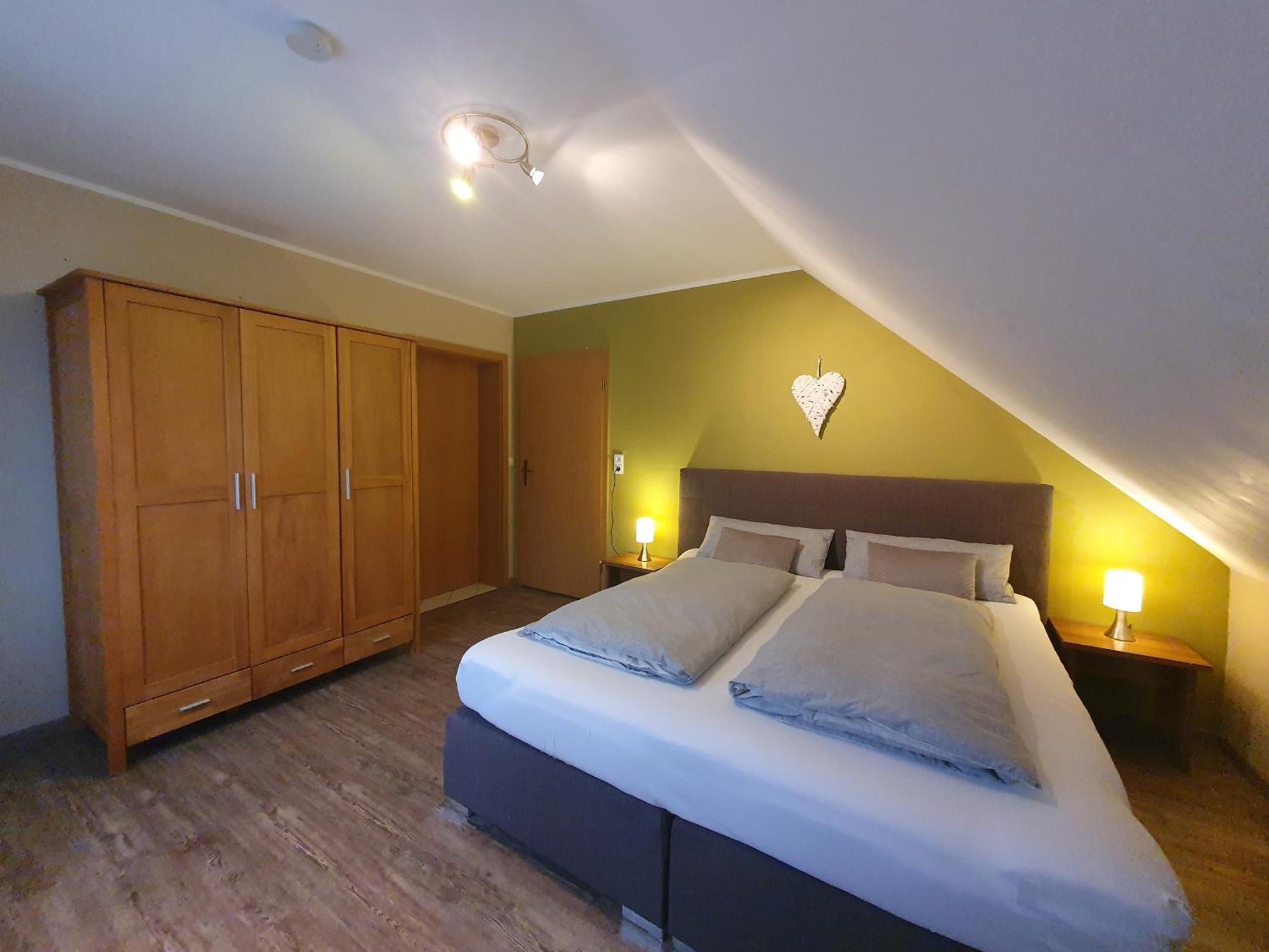 Lindner Ferienwohnungen Und Doppelzimmer Фихтельберг Экстерьер фото